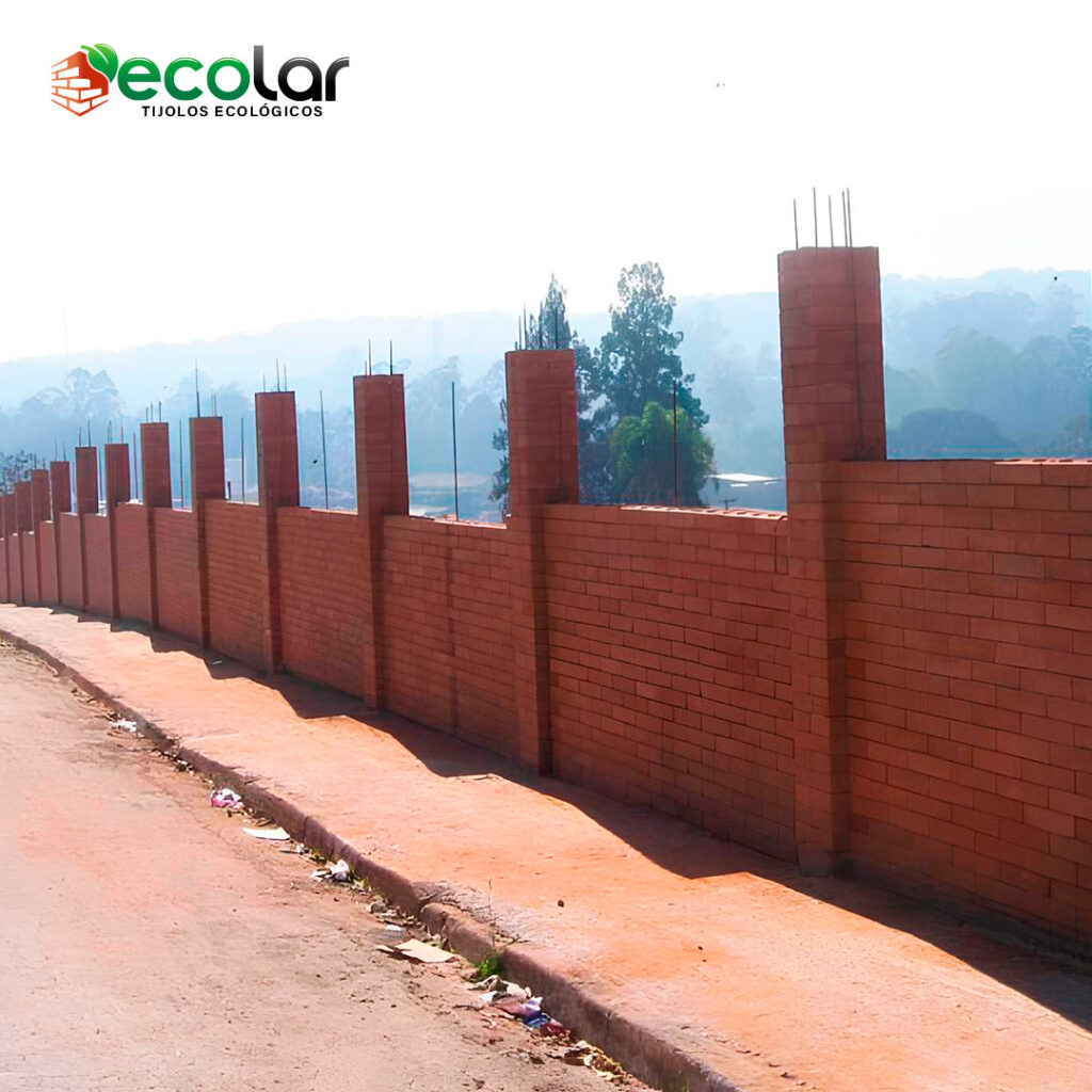 Muro de Tijolo Ecológico
