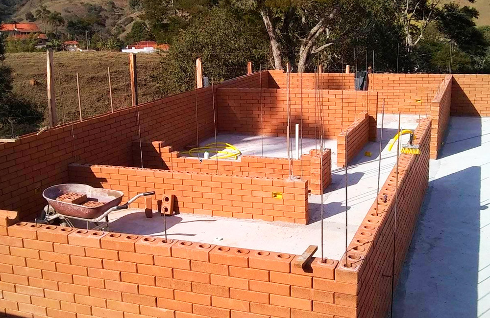 Construção de Casa com Tijolos Ecológicos